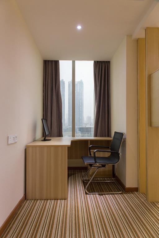 Yu Ting Hotel - Dong Chen Hotel Branch Γκουανγκζού Εξωτερικό φωτογραφία
